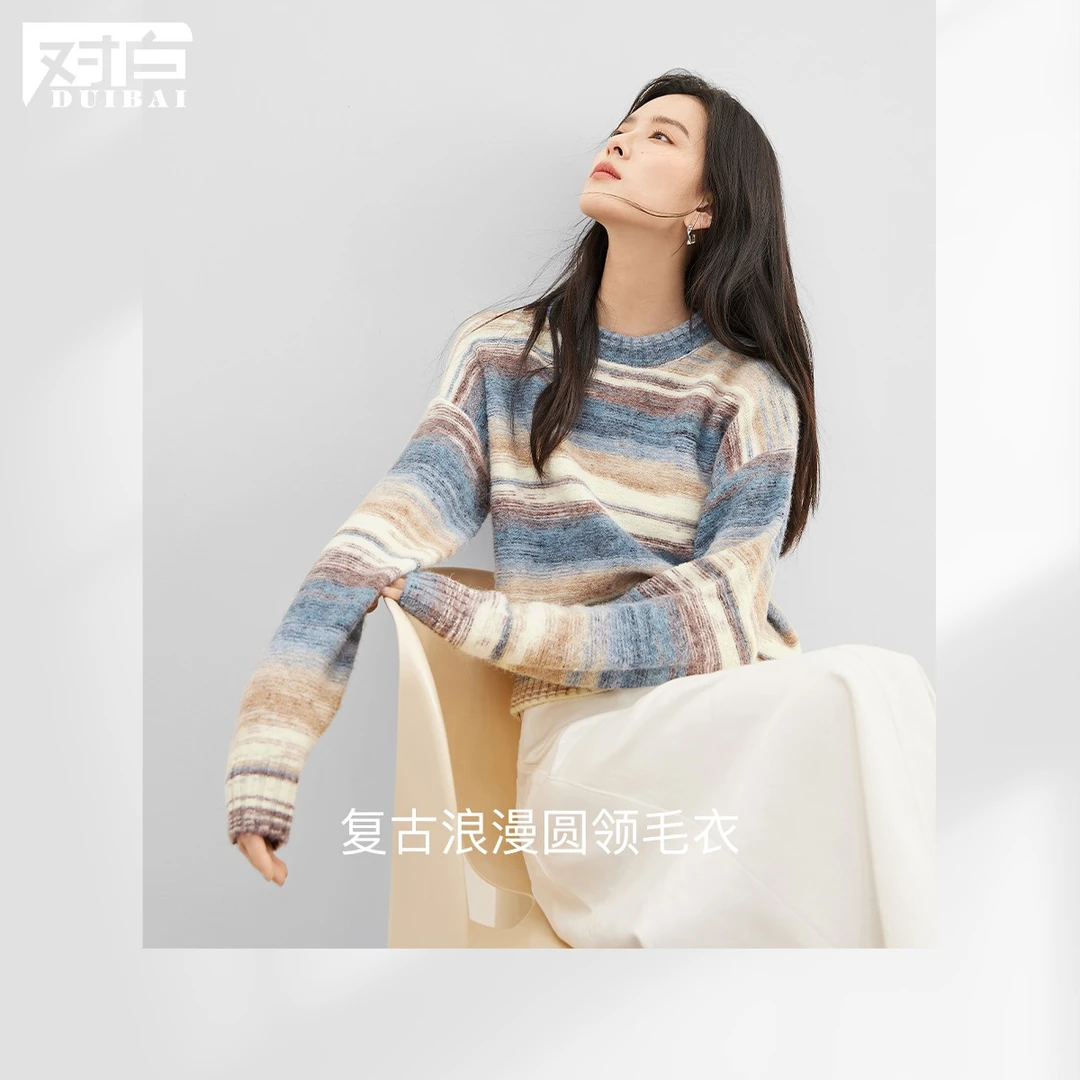 对白女秋2025新上衣气质优雅气质舒适显瘦减龄毛衣