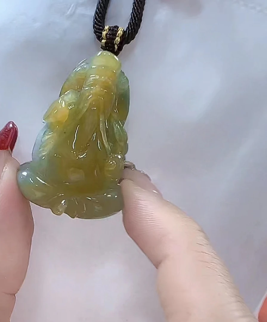 天然翡翠A货孤品吊坠123
