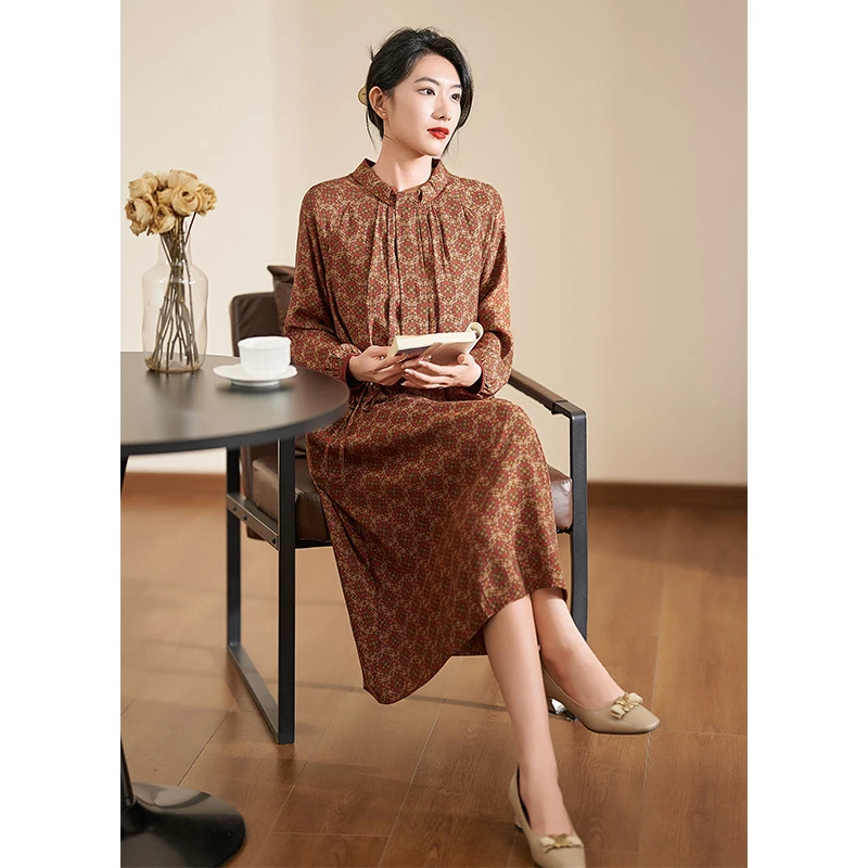 迪欧芙轻奢优雅百搭连衣裙2025秋季新款遮肉显瘦裙子女#QLQ17273