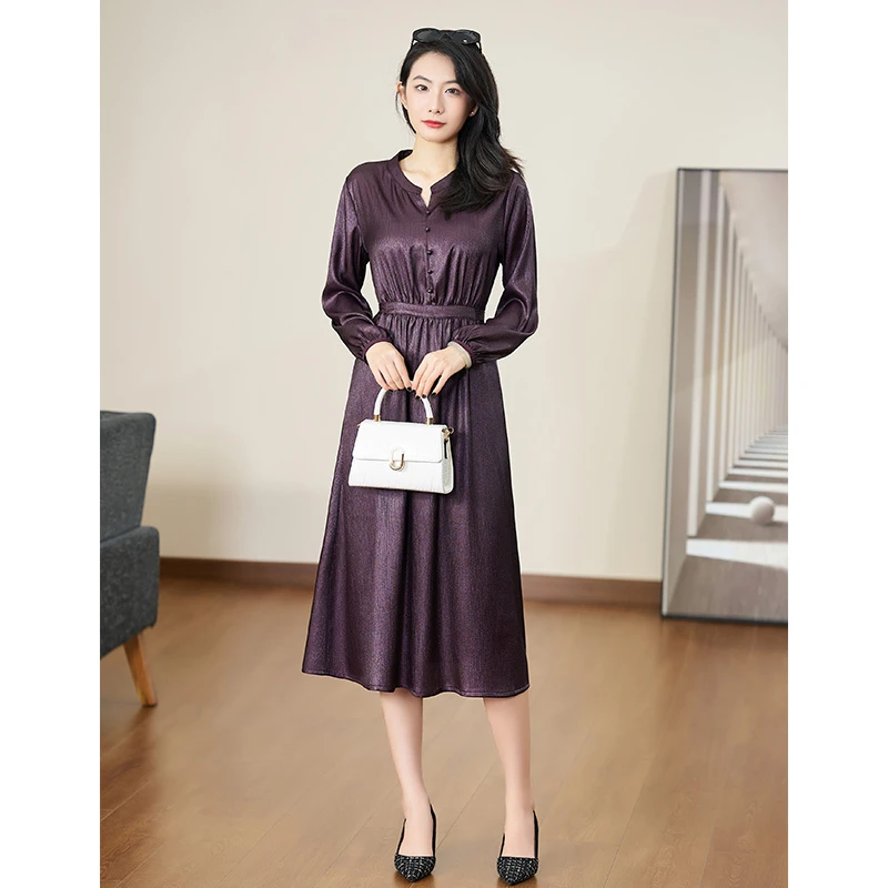 【宝藏衣橱上新】迪欧芙2025秋季新款绛紫色V领连衣裙子#QLQ17083