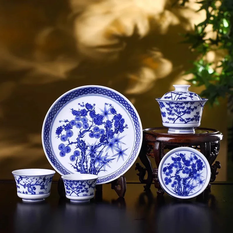 景德镇陶瓷青花松竹梅岁寒三友高温釉下手工胎盖碗高档不带礼盒