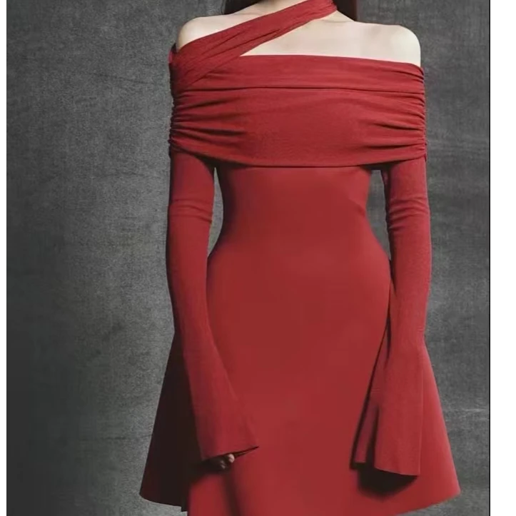 VK Studio一字肩连衣裙【VK6609】