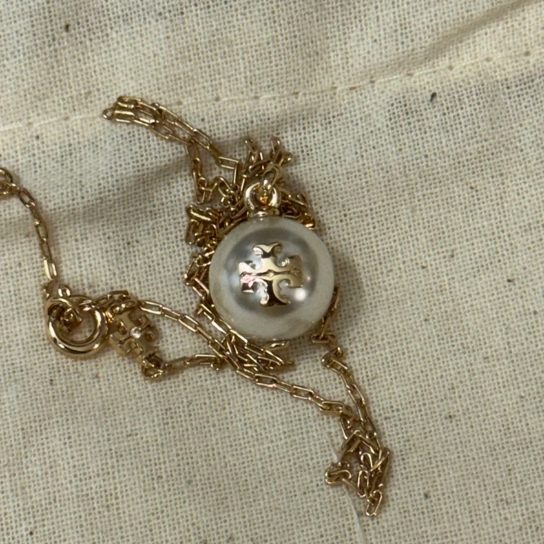 【预售】ToryBurch/汤丽柏琦店内现采白金色女士珍珠项链143338