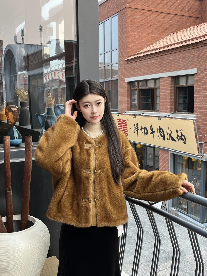 冬款国风环保皮草仿水貂绒皮扣子毛绒外套女TYX-058