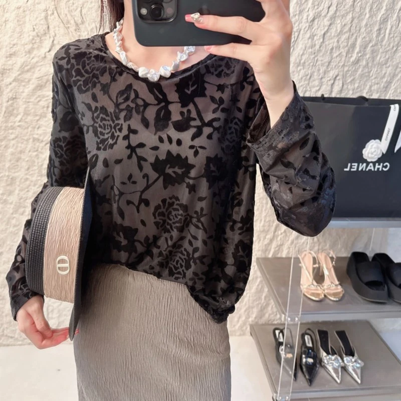 玫瑰植绒长袖圆领时尚百搭宽松常规防晒简约套头气质上衣230169