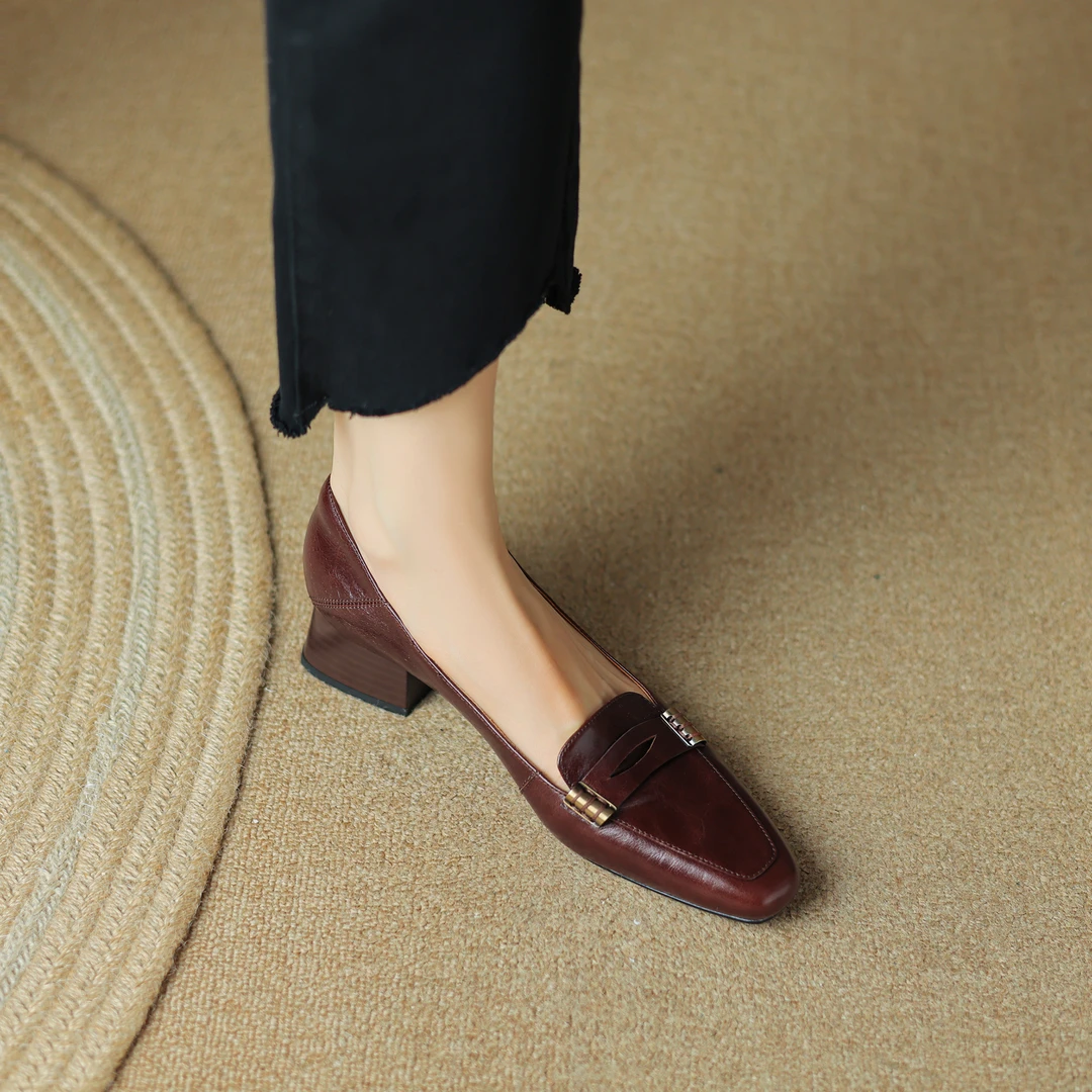 断码青沧|34-40码|3.5cm|春秋新款粗跟方头浅口中跟复古单鞋