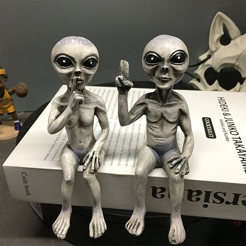 现货跨境外星人树脂搞怪小矮人天使树脂摆件园林装饰圣诞工厂万圣