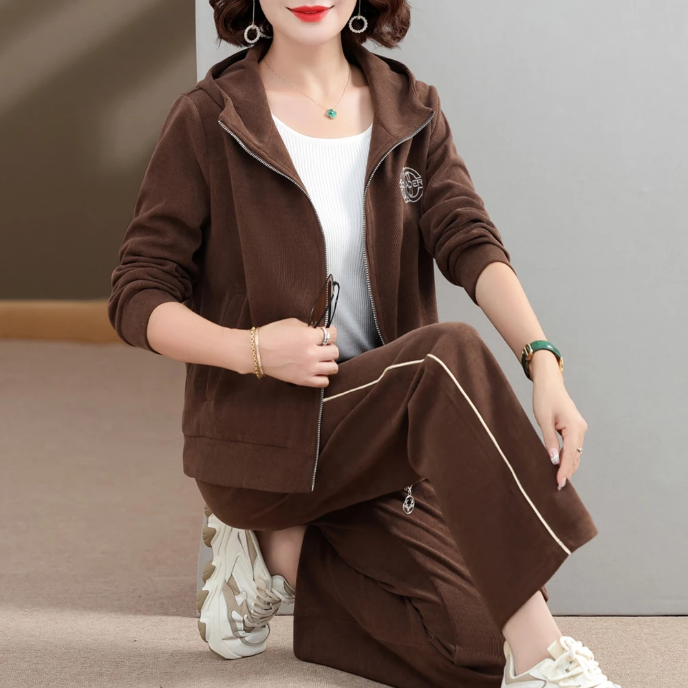 中年妈妈春装休闲运动套装气质中老年女时尚洋气宽松显瘦两件套
