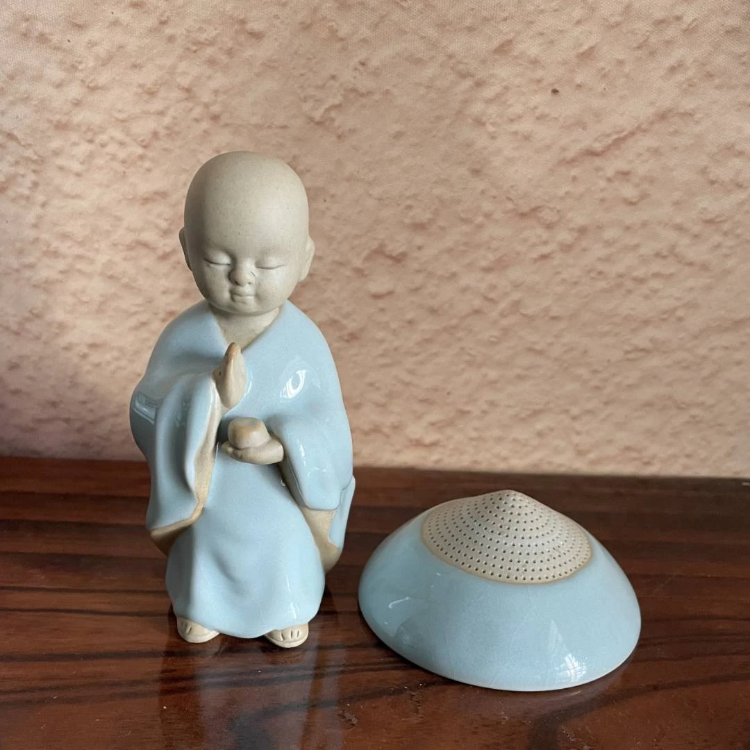 【汝瓷茶宠】微瑕 现代汝窑 人物和尚 茶漏 天青 原矿过滤 飞扬阁