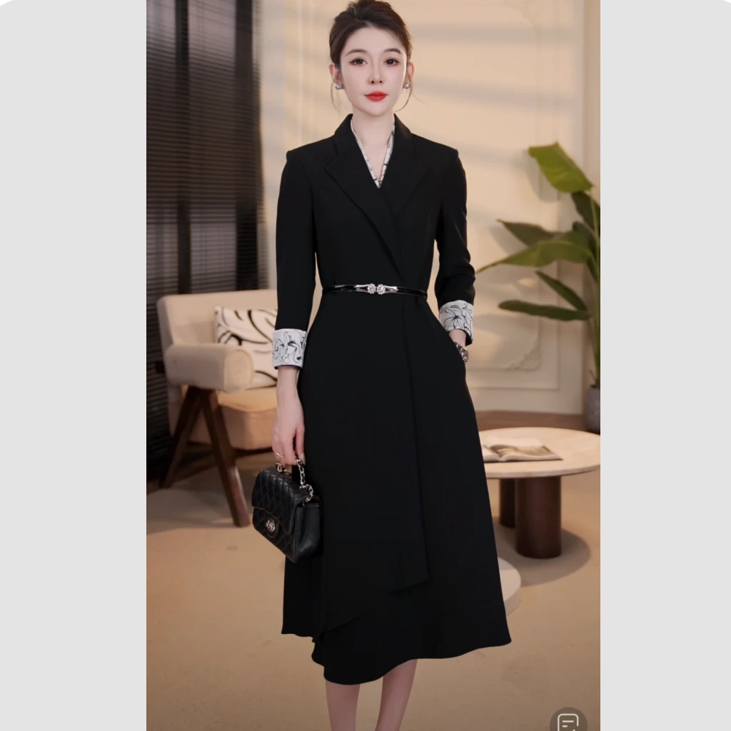 臻选·爆款显瘦赫本风长款连衣裙小黑裙