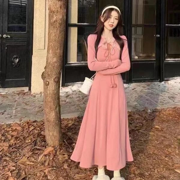 9293 大码女装秋季纯欲风气质毛边拼接温柔显瘦连衣裙