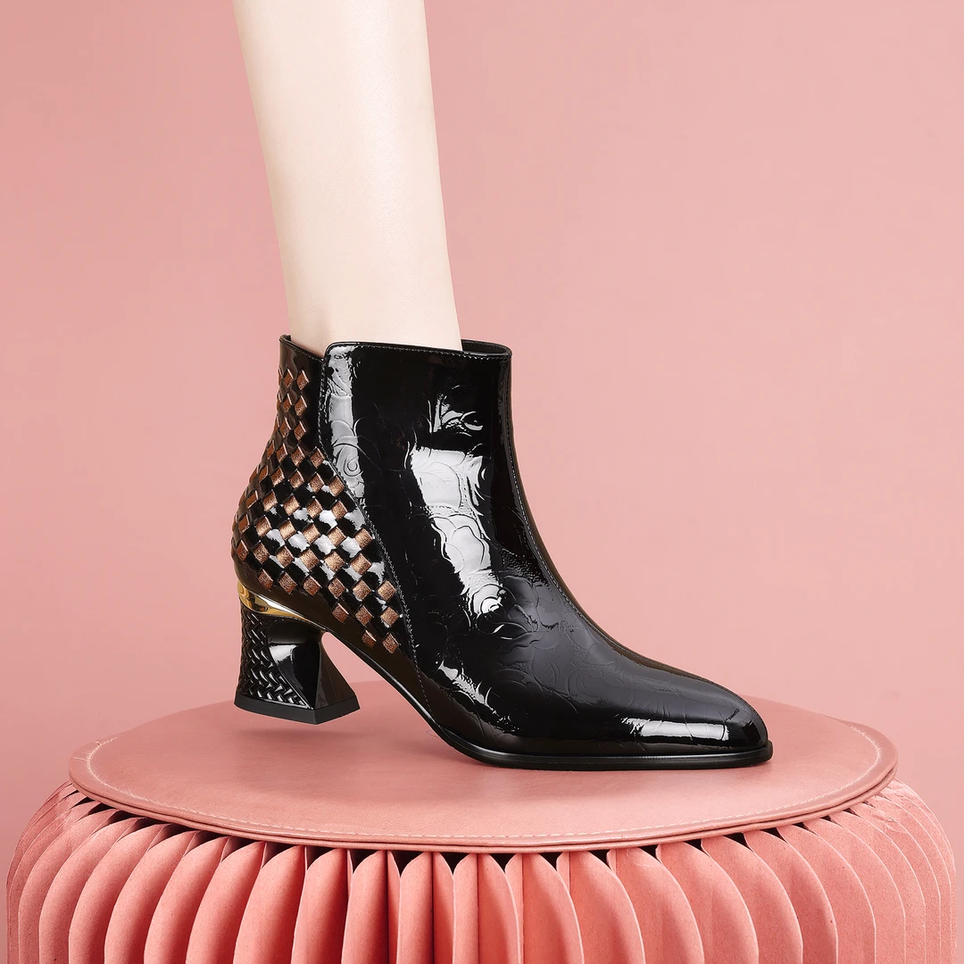 梵芮诗2024年新款秋冬时尚轻奢保暖绒里潮流穿搭粗跟女短靴-Y1021