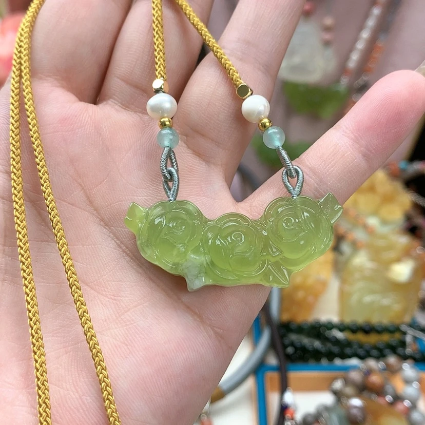 【闪购商品】蛇纹石玉吊坠合金