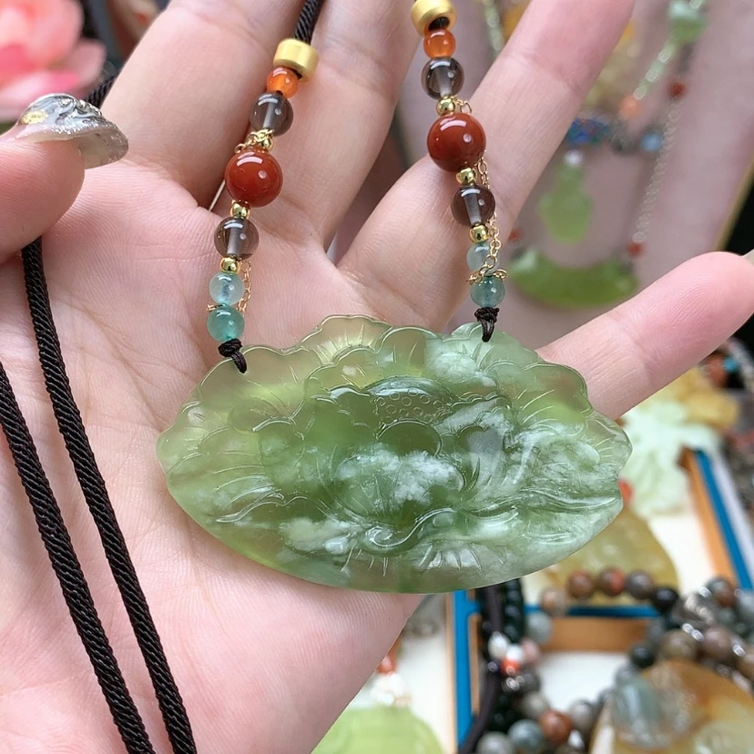 【闪购商品】蛇纹石玉吊坠合金