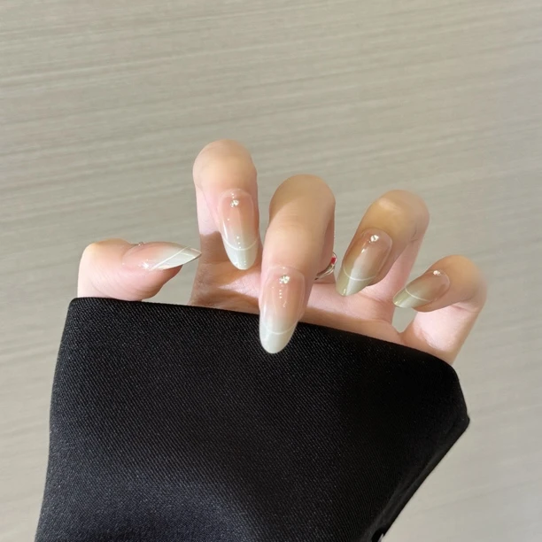 秋风奶茶-裸色温柔风高级仙女美甲ins风日常短甲穿戴甲编号35