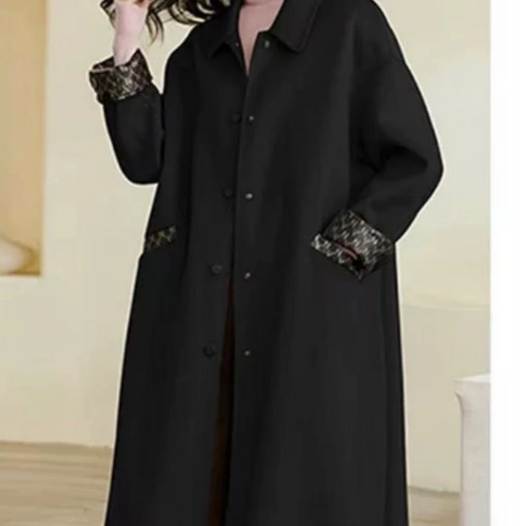 7052袖口花色大衣