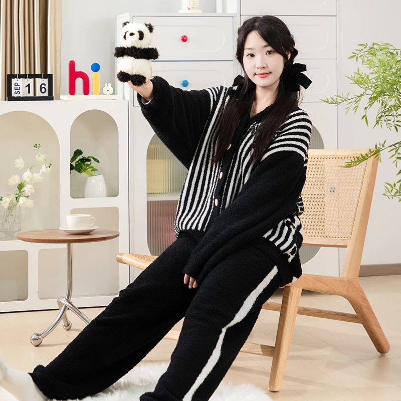 艺术鸭搓脸熊猫半边绒开衫家居服宽松条纹加厚保暖情侣原创睡衣