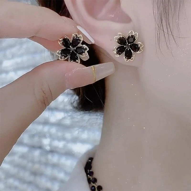 925银耳饰 小众黑色锆石花朵耳环女气质高级感轻奢精致耳钉耳饰20