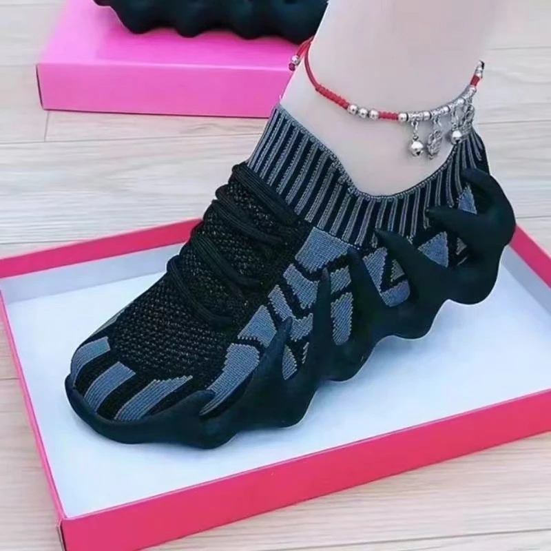 2025春秋夏季休闲轻便跑步八爪鱼女鞋子椰子老爹鞋新款妈妈运动鞋