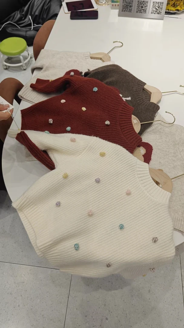 现货FF309女童冬季毛球毛衣