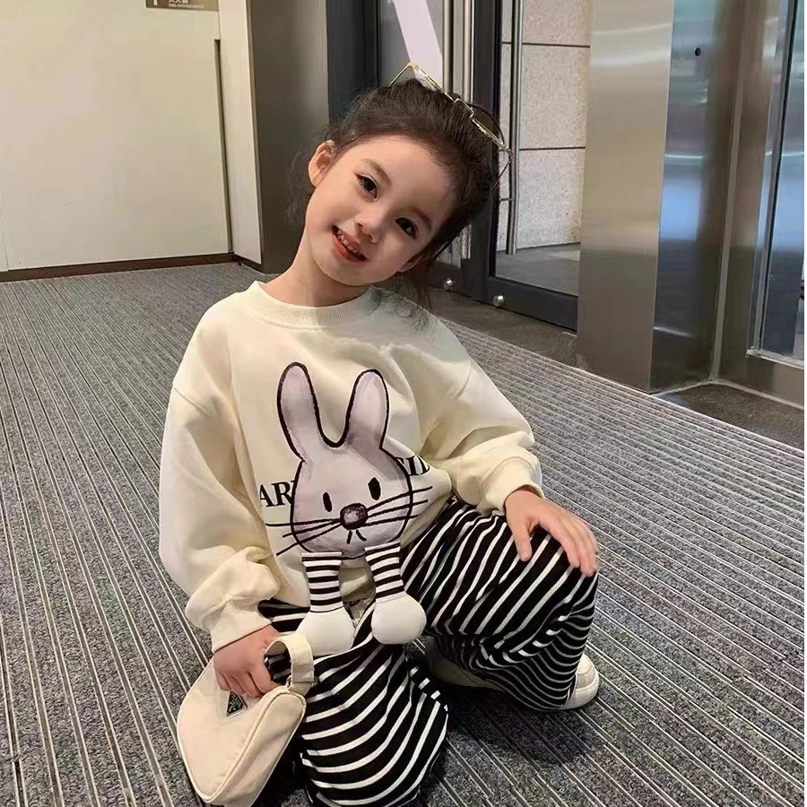 现货AK723女童秋季立体小兔卫衣条纹卫裤套装