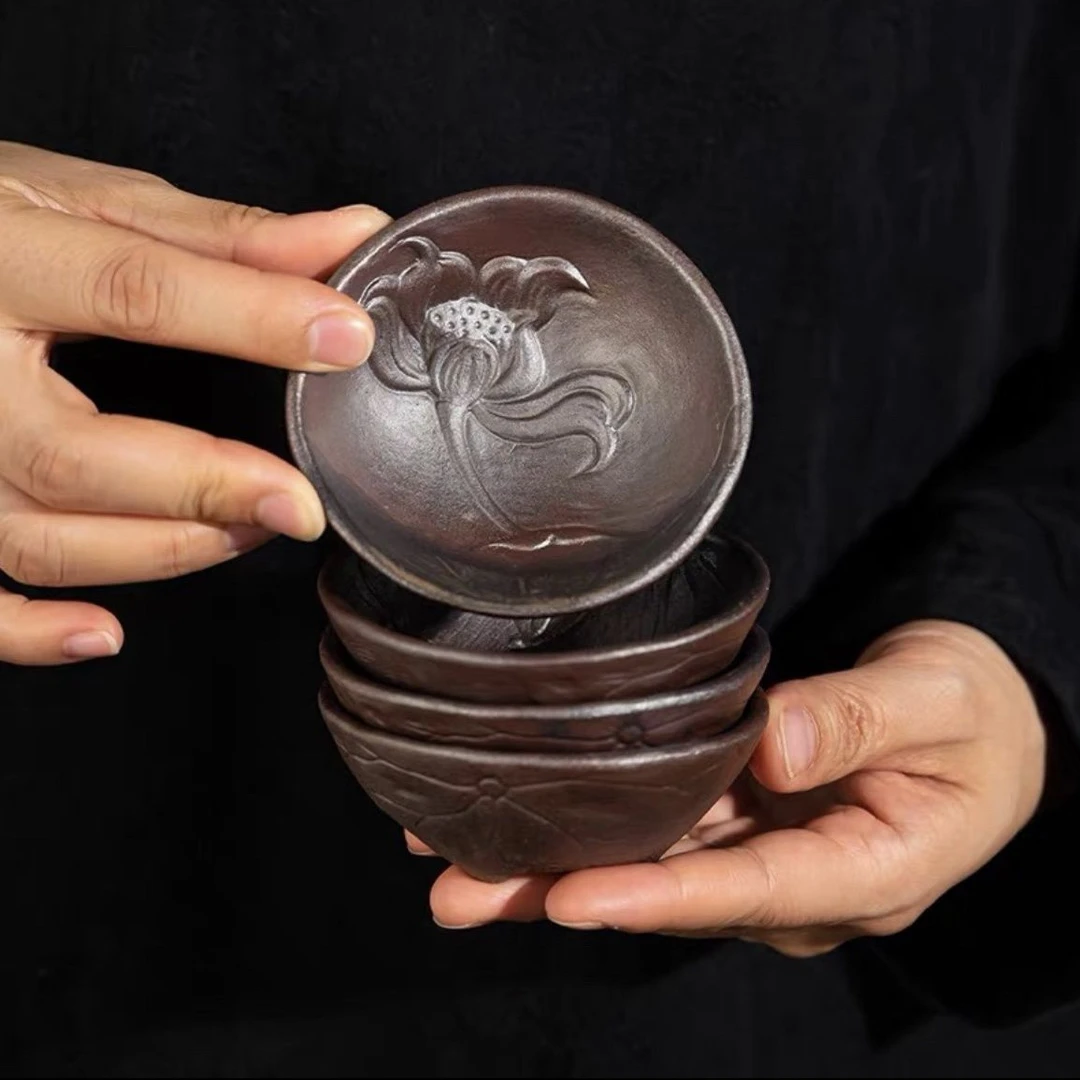 手工陶泥荷花茶杯复古粗陶主人杯功夫茶具雕刻个人柴烧品茗杯