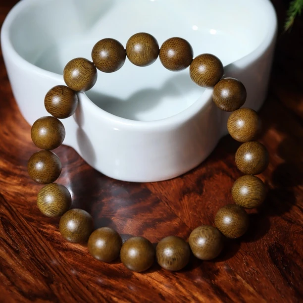 Z003海南沉香1.0圆珠单圈（多样性发货一条）