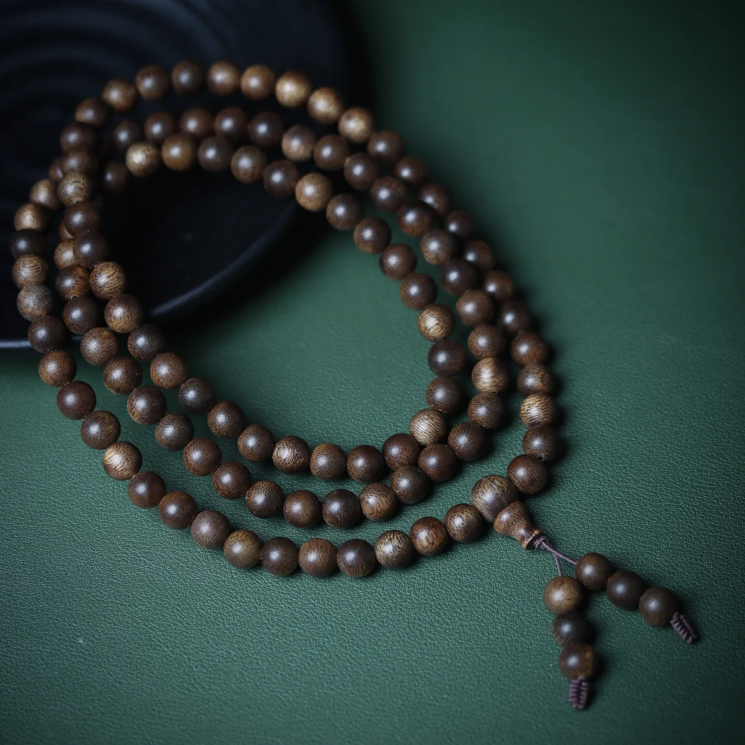 【甄品】M002沉香芽庄绿奇楠0.8多圈圆珠手串