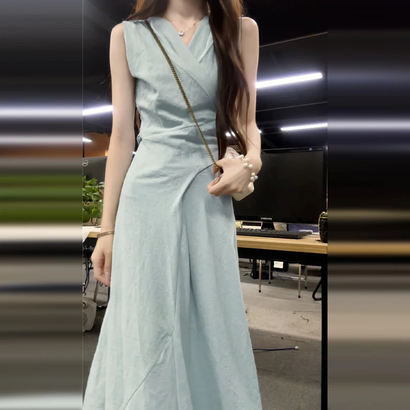 4052小个子法式无袖连衣裙子 2024新款夏季女装气质收腰v领长裙