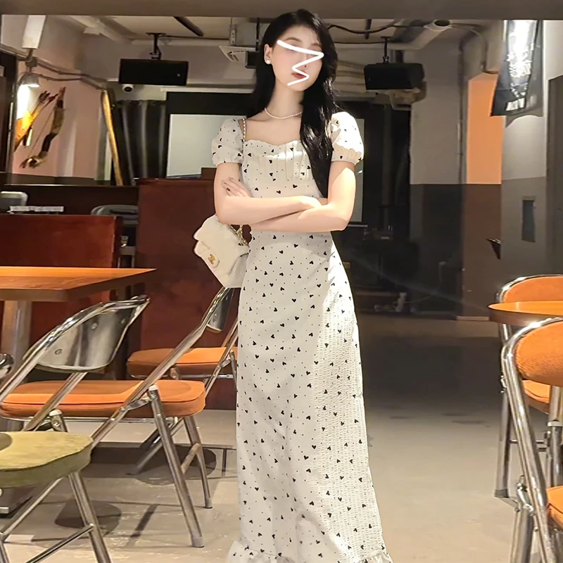 3702茶歇法式方领波点连衣裙子女夏季2024新款小个子收腰碎花长裙