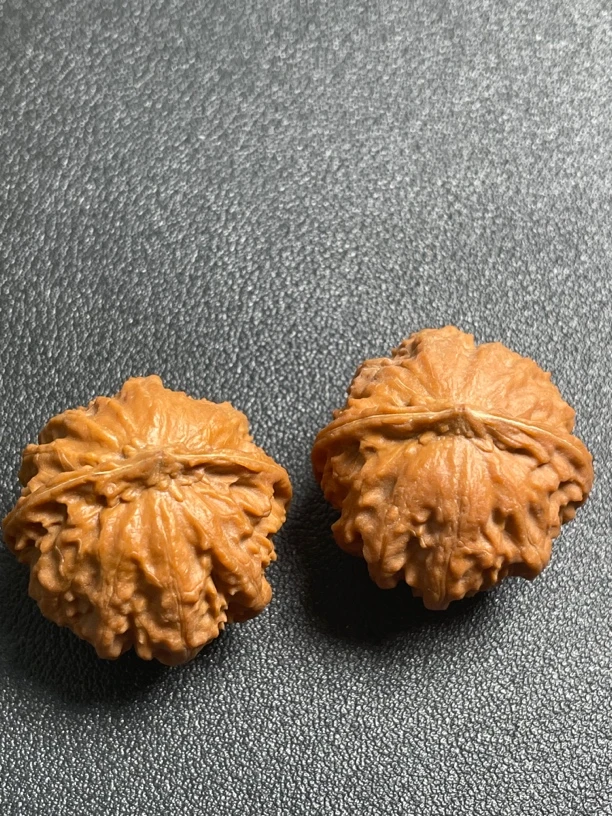 文玩核桃野生小楸子四座楼白狮子满天星蛤蟆头苹果园虎头狮子头