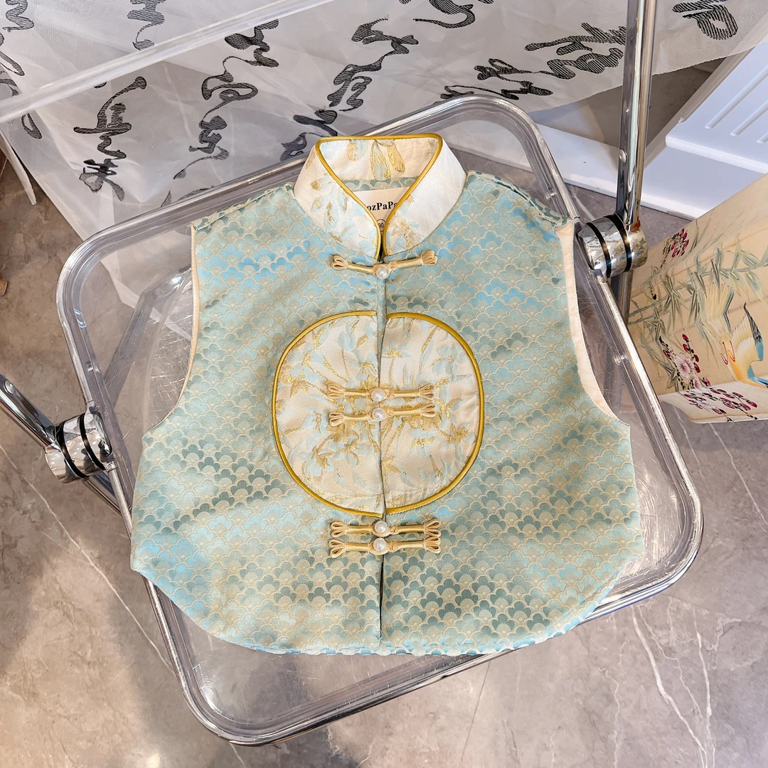 现货【雾青】马甲25春季男宝新中式圆盘刺绣春秋拼接盘扣中国风汉服