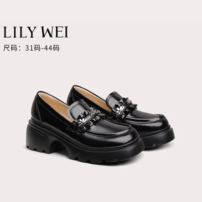 LilyWei厚底乐福鞋2025年新款一脚蹬百搭舒适校园风单鞋大码41-43