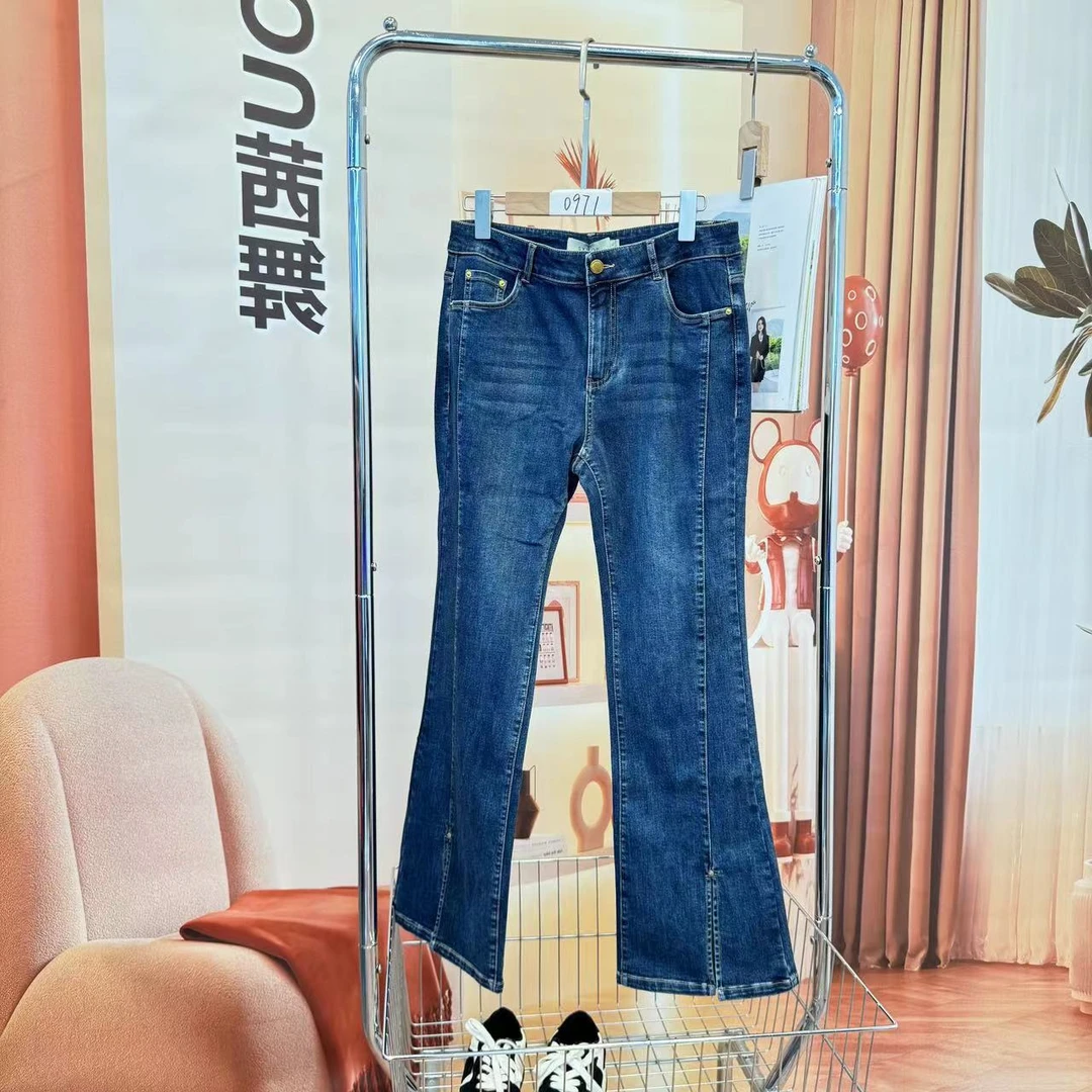 牛仔裤女棉2025时尚百搭显瘦微喇裤【935399】