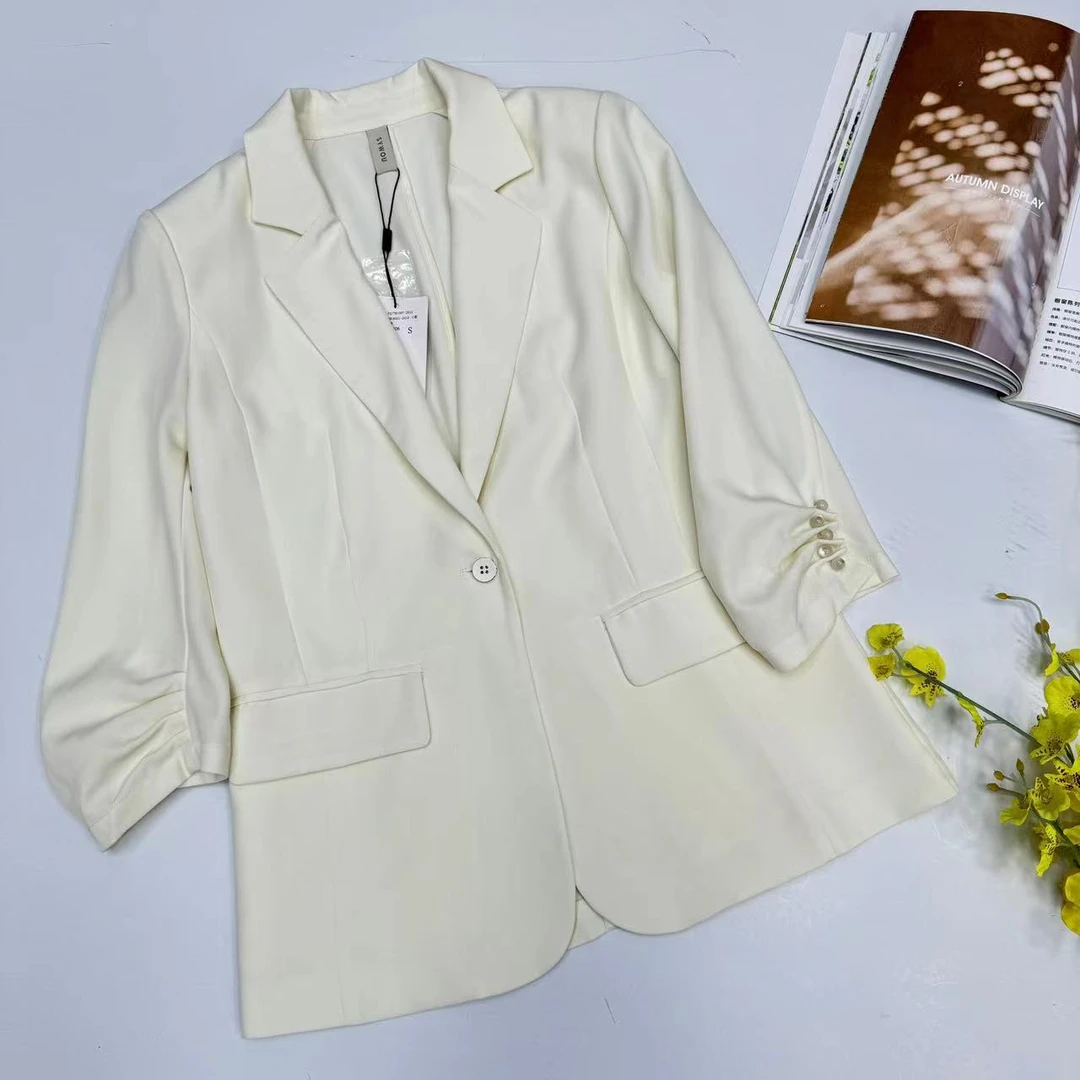 韩版小西装女士2025时尚白色西服外套【13A206】