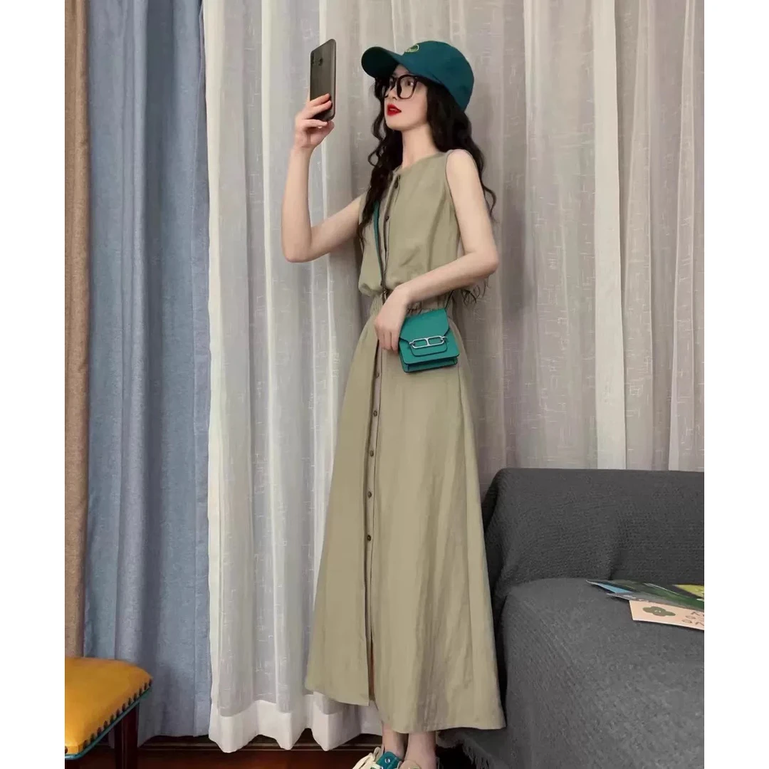 复古气质茶歇绿色无袖高端设计感别致收腰连衣裙夏季轻奢高级感