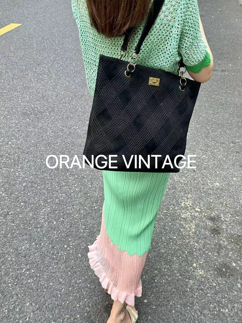 95新 Chanel/香奈儿 Chanel 麂皮外缝黑金托特包