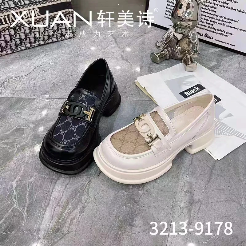 轩美诗时尚，简约乐福透网鞋