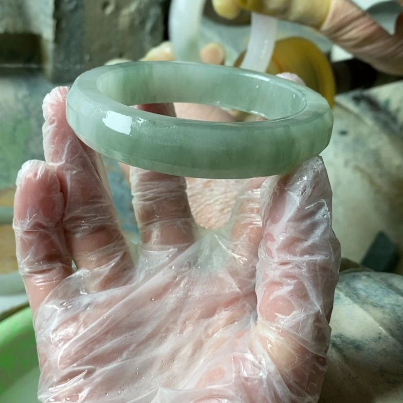 【闪购商品】石英质玉（天山翠）手镯未镶嵌柠*定制