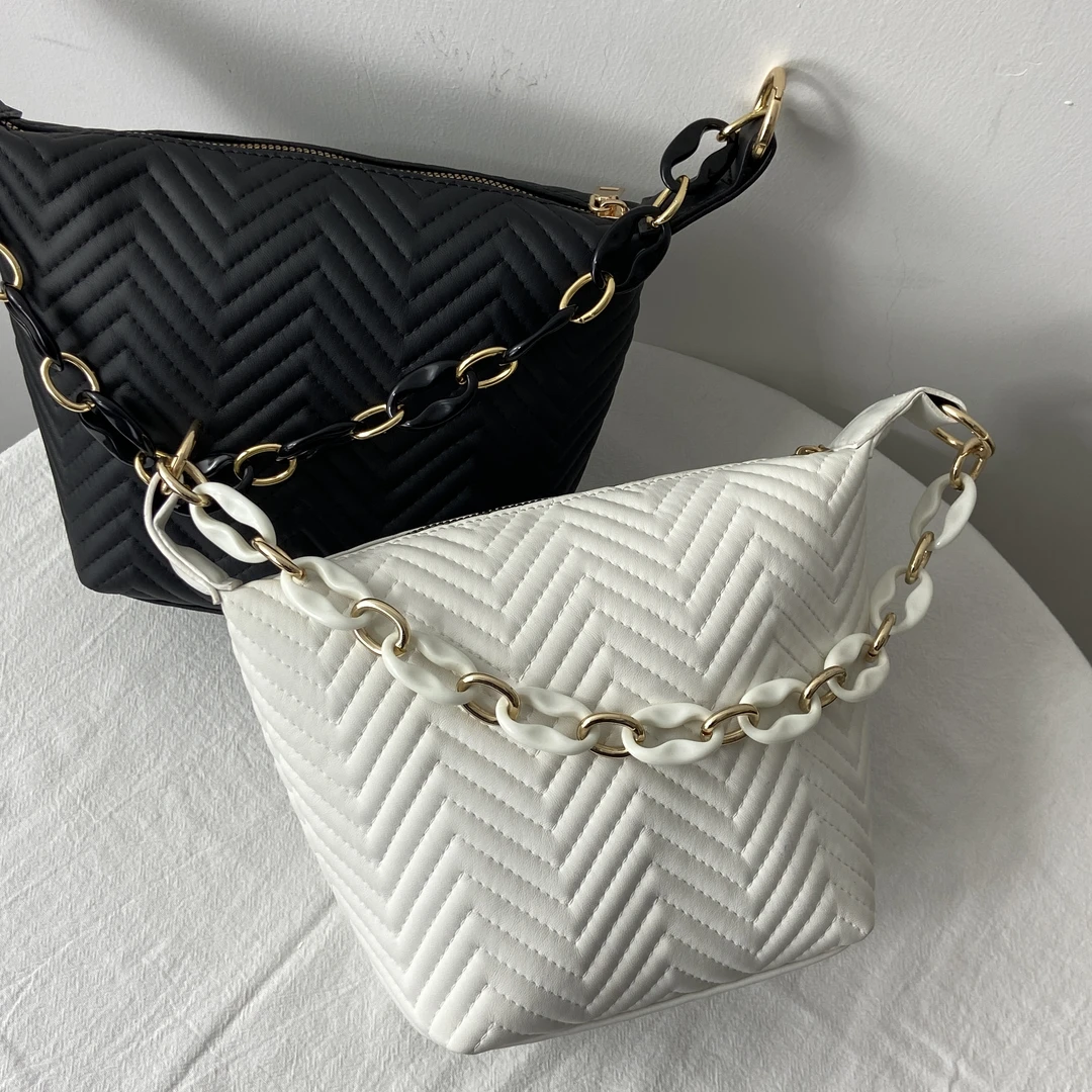 欧尼薇新款小香风水桶包时尚简约纯色托特包女士单肩腋下斜挎包