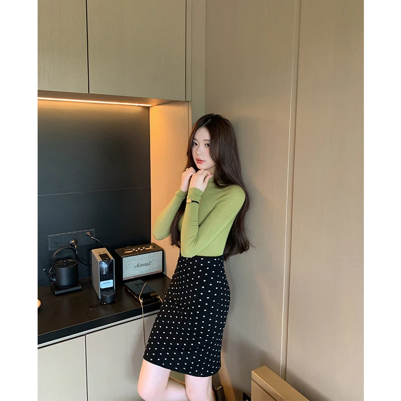 ADA MISS新款复古波点后开叉绵羊毛针织半裙高腰包臀短裙女