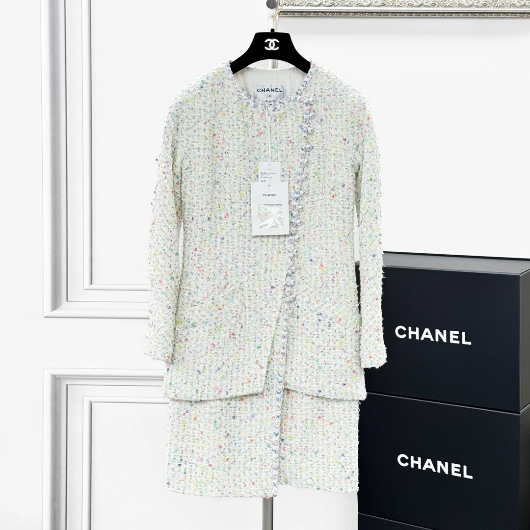 99新 Chanel/香奈儿 34码23S彩色亮片软呢编织钻扣长款大衣