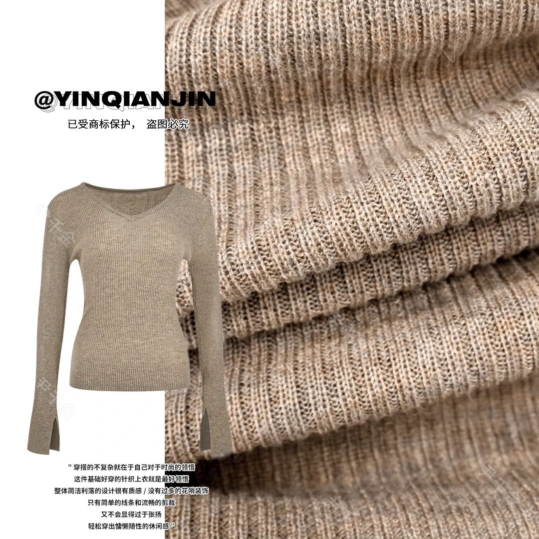*尹千金*【超裸感】无束缚感 袖口开叉v领针织衫A103005