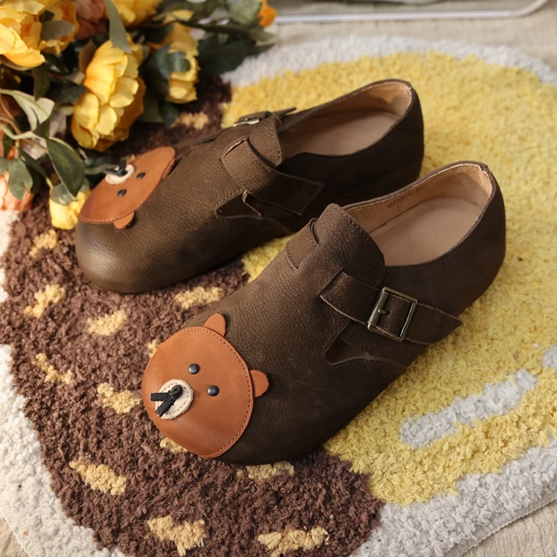 艺雅2024春季新款森系复古圆头百搭牛皮小熊低帮软底休闲女单鞋