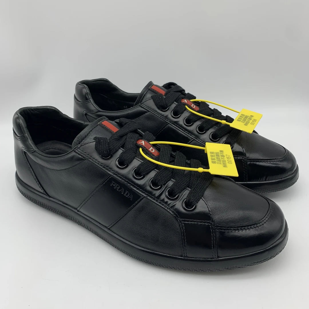 Prada/普拉达二手黑色舒适时尚低帮休闲鞋/自定义95新41码