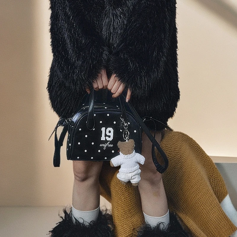 unifree黑色波点斜挎包pu皮哑光肩带可拆卸复古百搭个性保龄球包