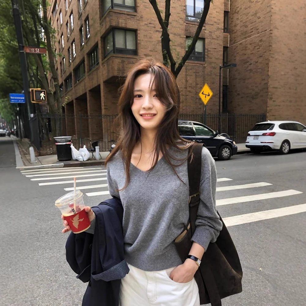 出口韩国！韩系女装东大门八奶2024新款V领纯色长袖亲肤毛衣针织衫