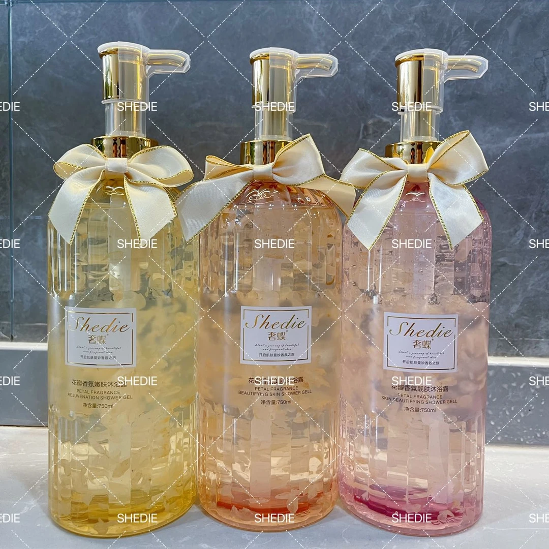 香氛花瓣沐浴露嫩肤留香花瓣润肤家庭装大容量750毫升