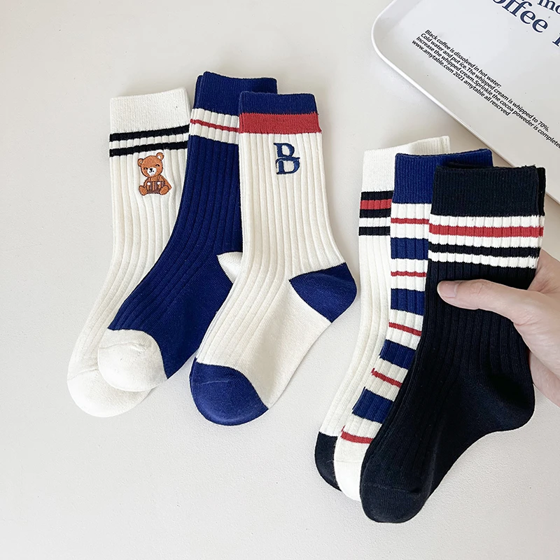 女童中筒袜春秋冬无骨男童字母条纹学院风韩版中大童学生潮袜INS