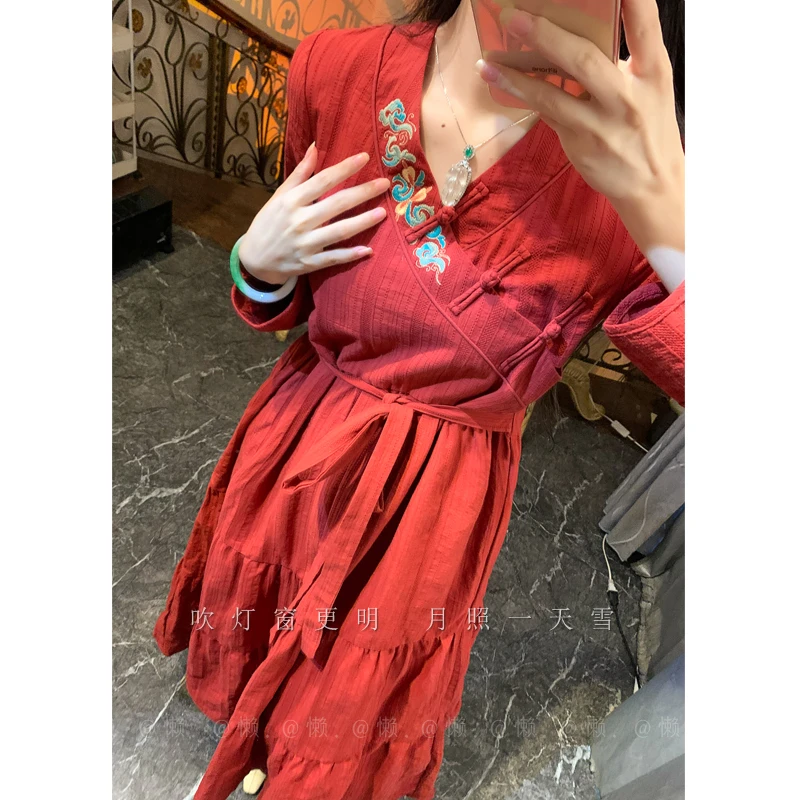 懒·小满「香夭」新中式原创文艺风刺绣盘扣长裙